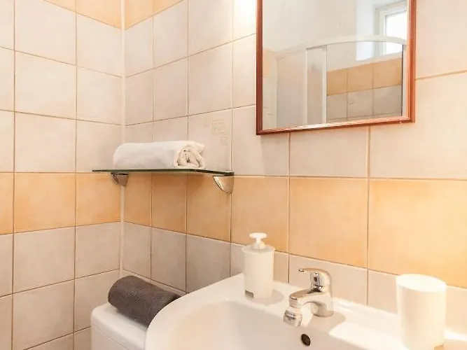 Charming In The Center Apartament