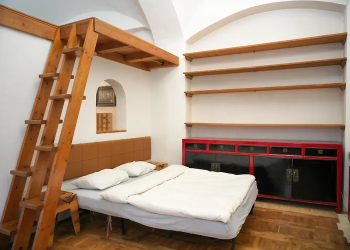 Charming In The Center Apartament