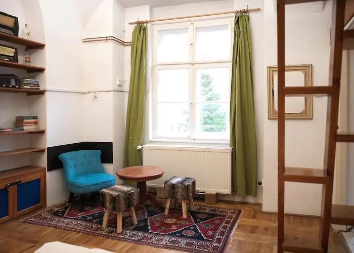 아파트 Charming In The Center